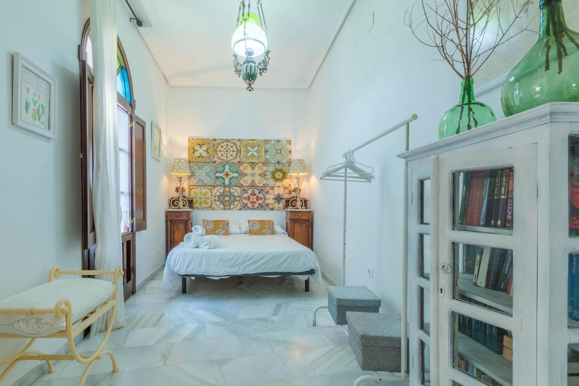 Hostel Mayflowers Kordoba Bagian luar foto