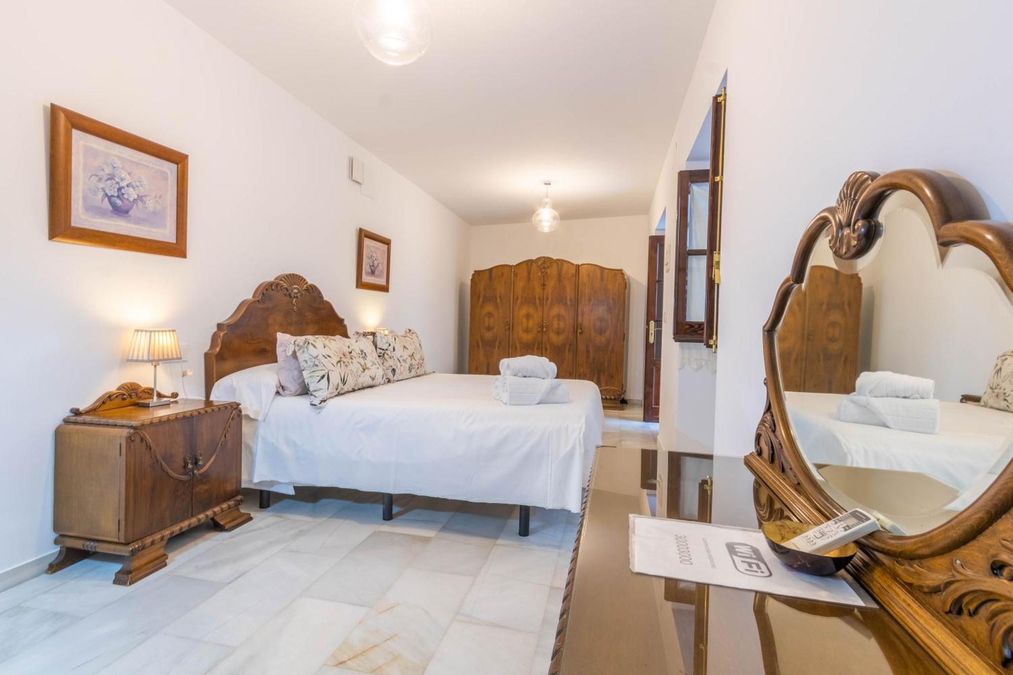 Hostel Mayflowers Kordoba Bagian luar foto