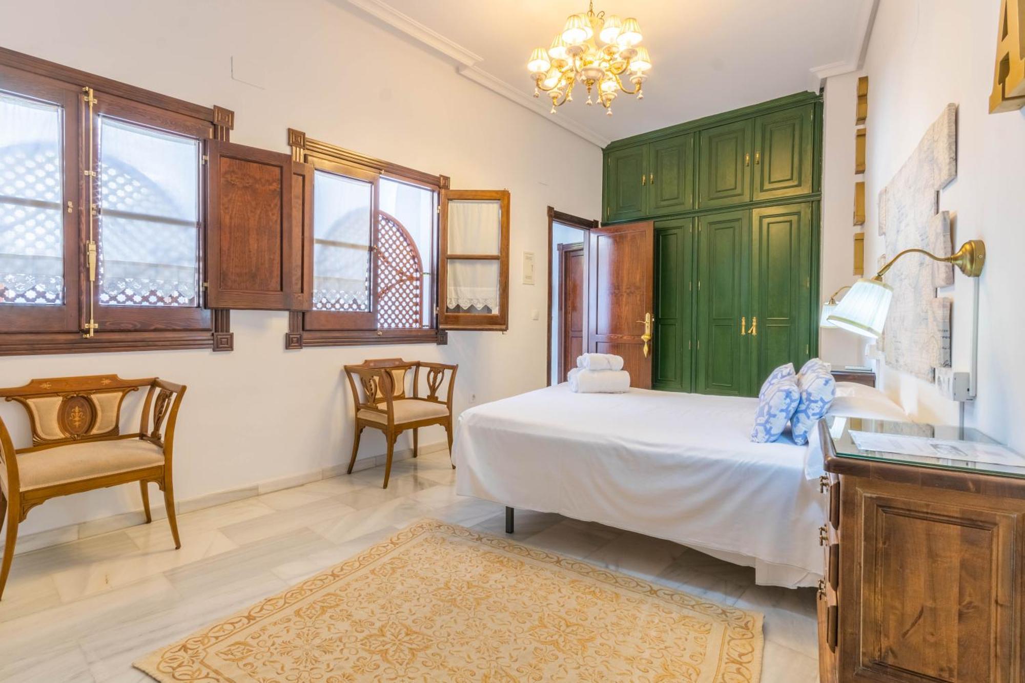 Hostel Mayflowers Kordoba Bagian luar foto