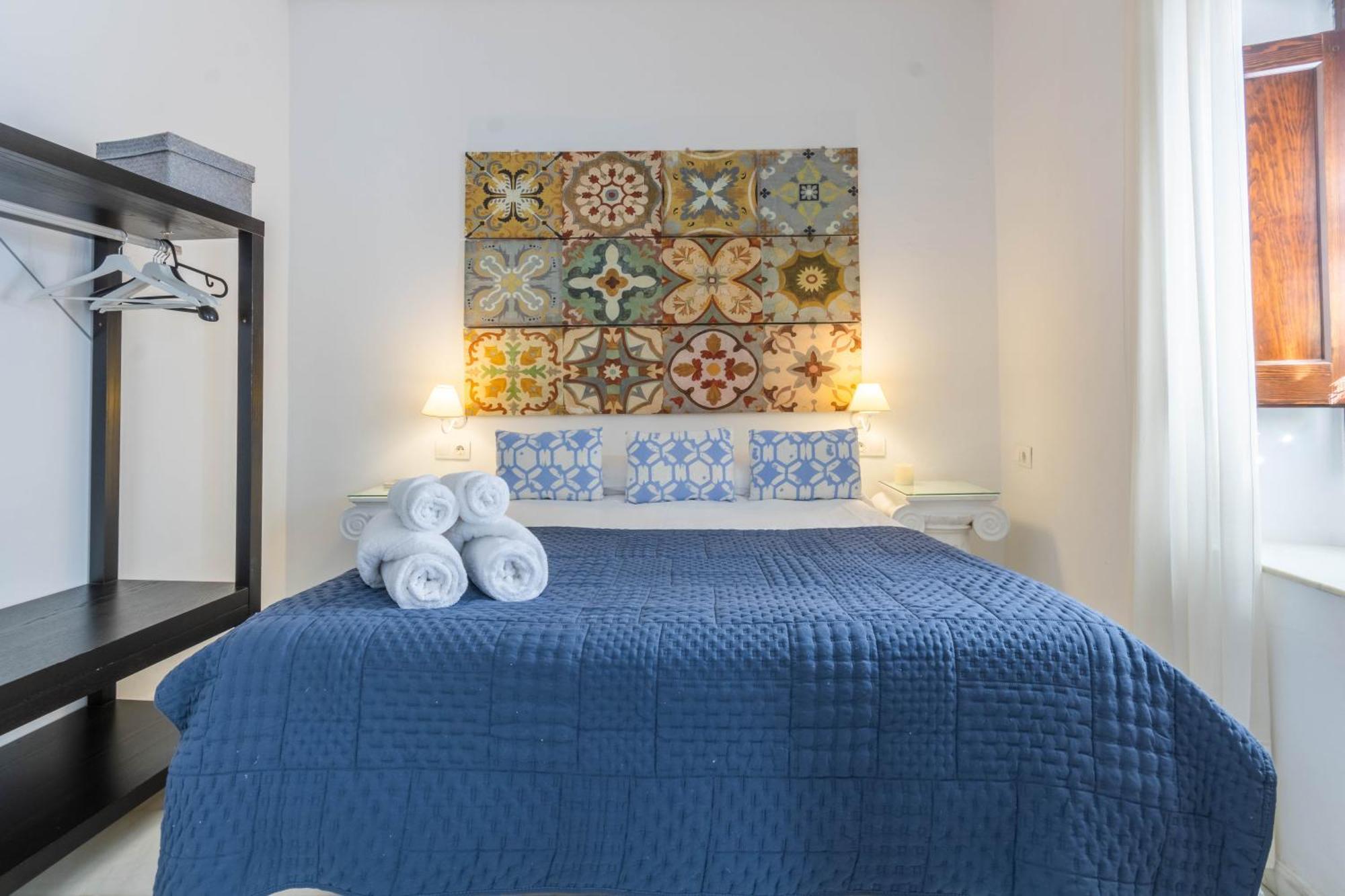 Hostel Mayflowers Kordoba Bagian luar foto